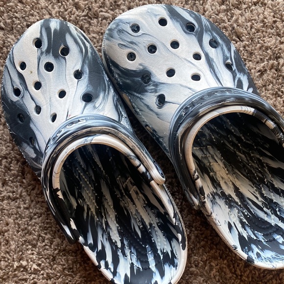 Tie dye crocs - Picture 2 of 3